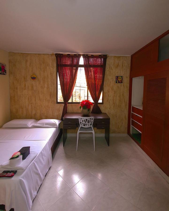 بوكارامانغا Hostal Gabo المظهر الخارجي الصورة